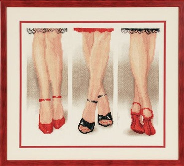 женские ножки в колготках