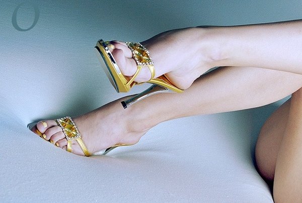 женские ножки в чулочках фото